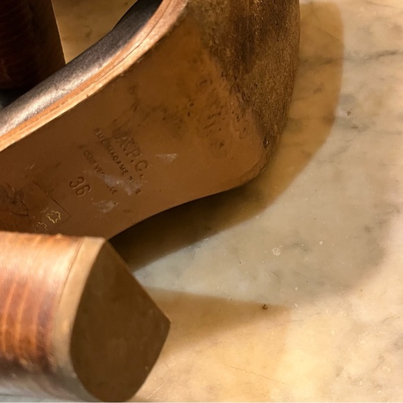 A.P.C. leather ankle boots - Picture 7 of 8